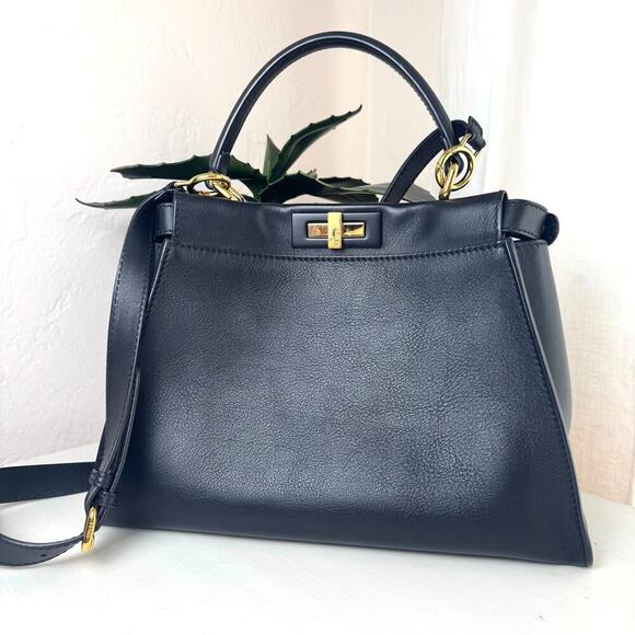 Fendi Black Calf Leather Iconic Peekaboo Medium GHW Authentic CoA Bag Purse - Picture 3 of 9